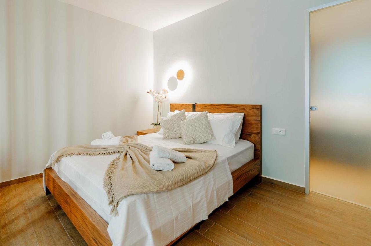 Olia Suites Parga Eksteriør bilde